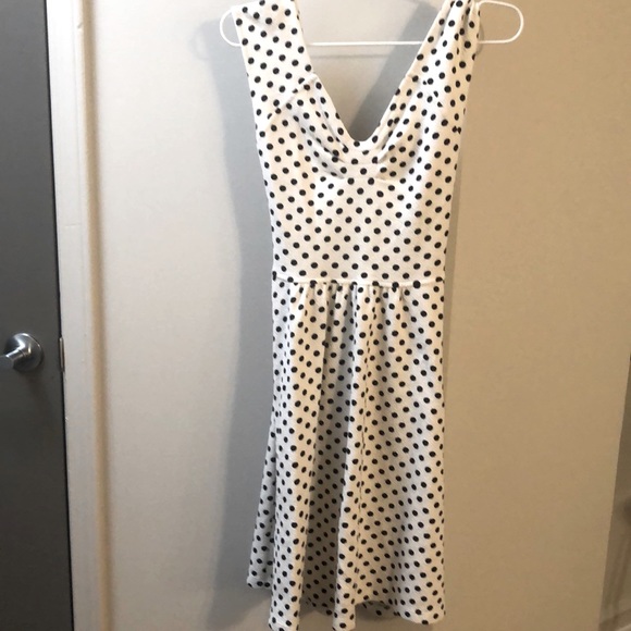 Anthropologie open-back dress in white with black polka dot, size 2 - Picture 2 of 9